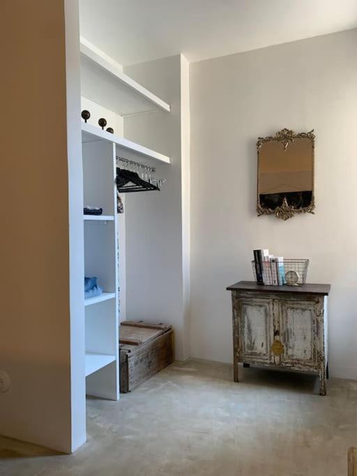 La Terrasse Du Pont Jullian Charme Et Calme Dans Le Coeur Historique Apartment ลีล-ซูร์-ลา-ซอร์ก ภายนอก รูปภาพ